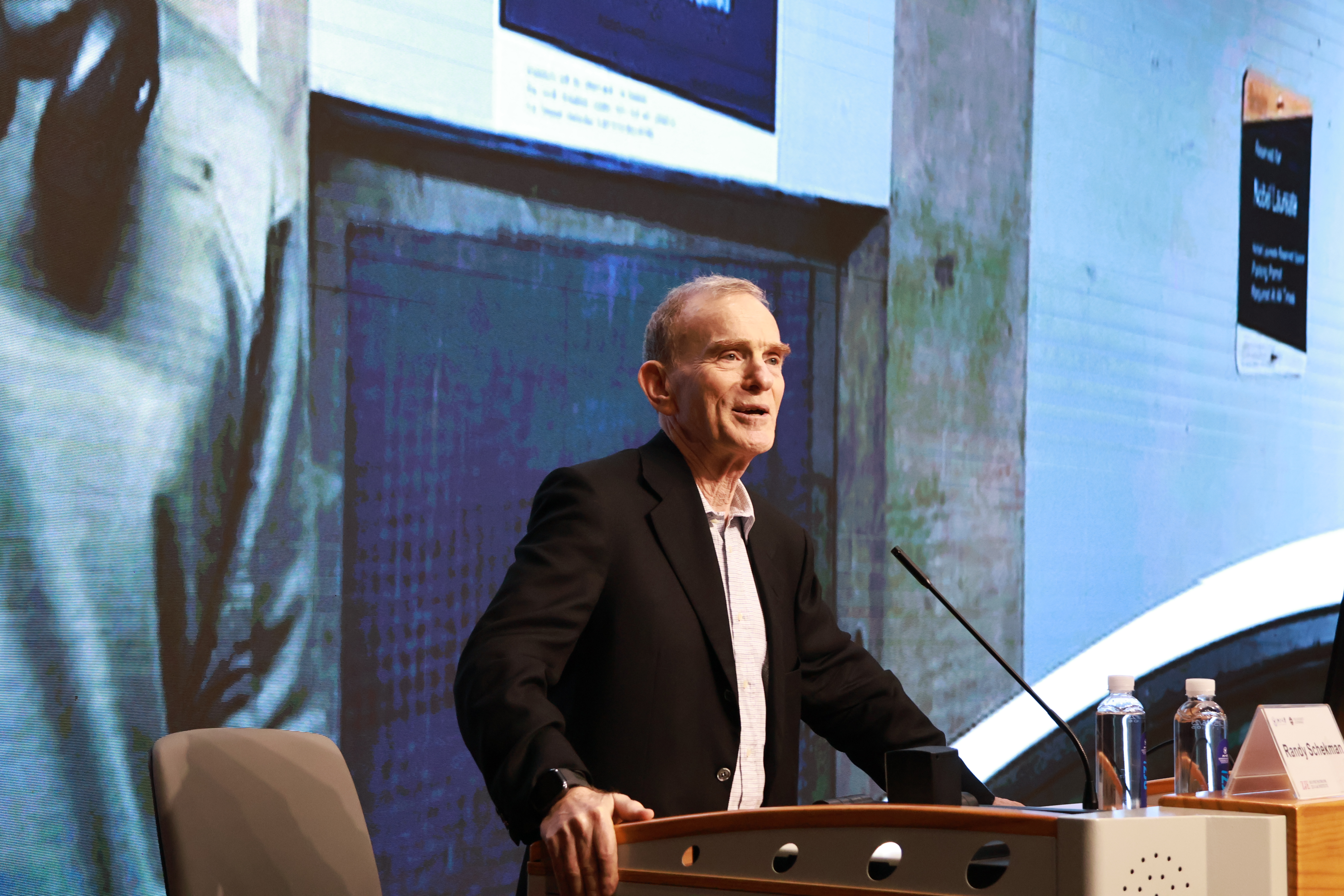 Nobel Laureate Randy Schekman Speaks at ZJE: Sharing Cutting-Edge Insights on “Unconventional Secretion” [Biomed-X Seminar No.140]